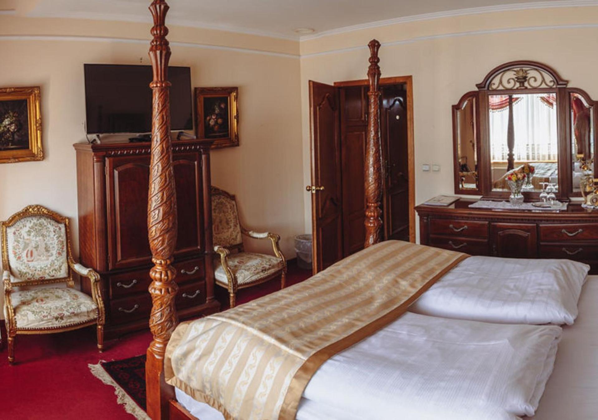 Hotel Grande ツェリェ エクステリア 写真