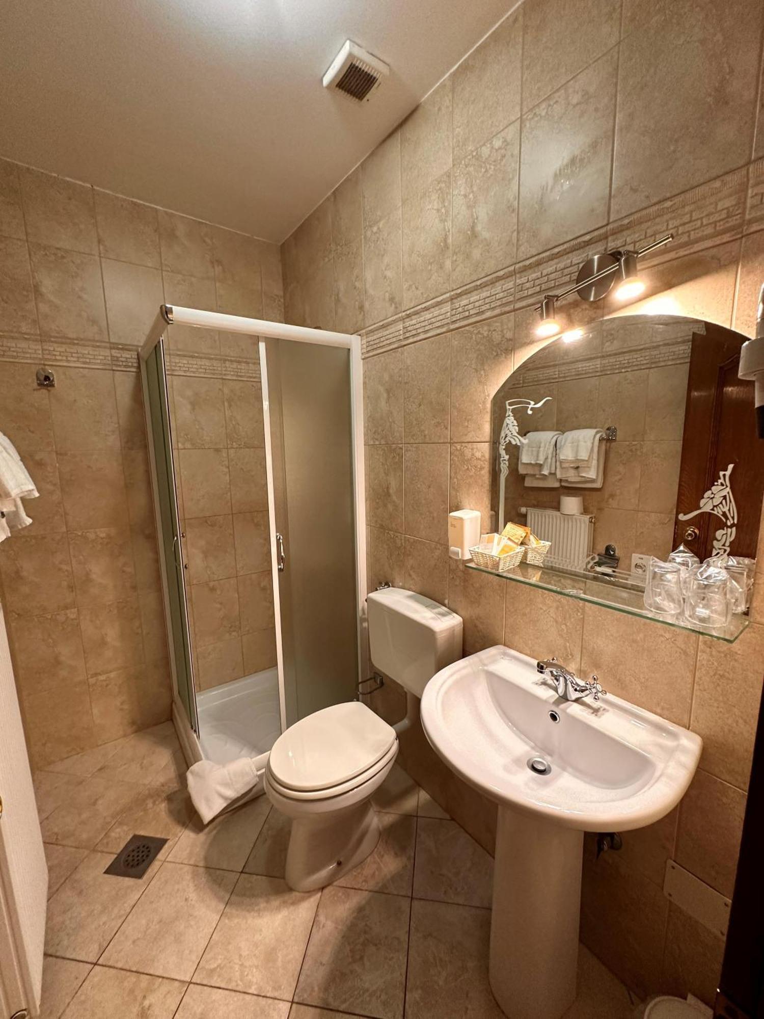 Hotel Grande ツェリェ エクステリア 写真