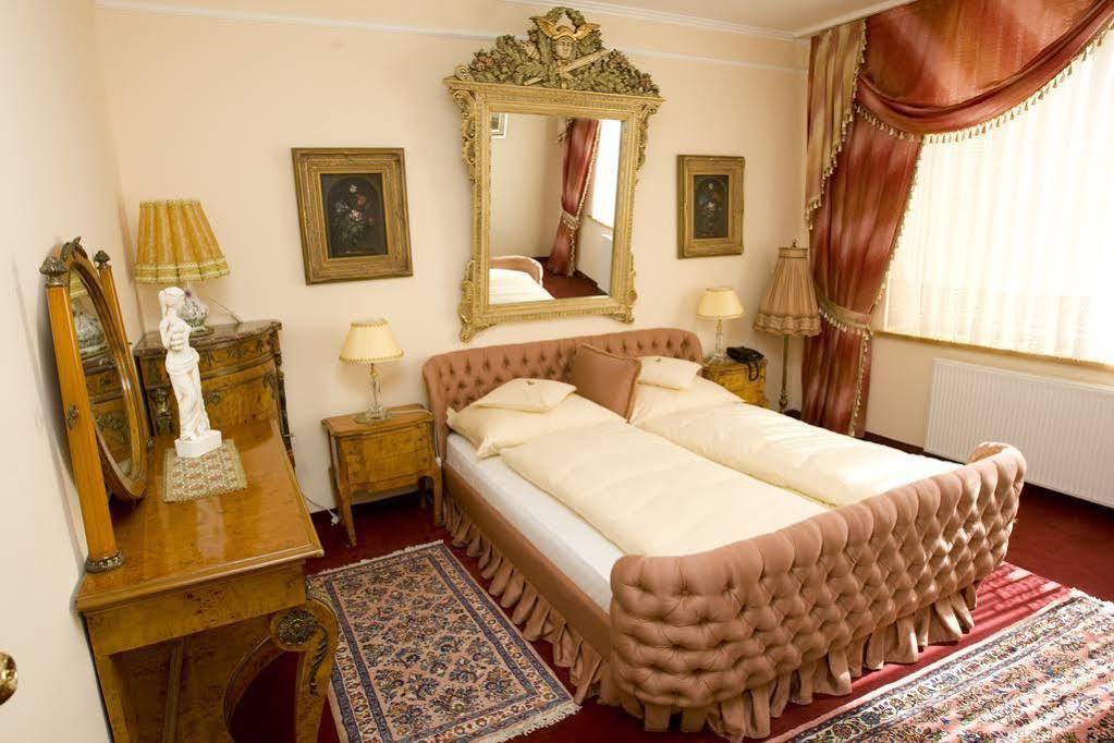 Hotel Grande ツェリェ 部屋 写真